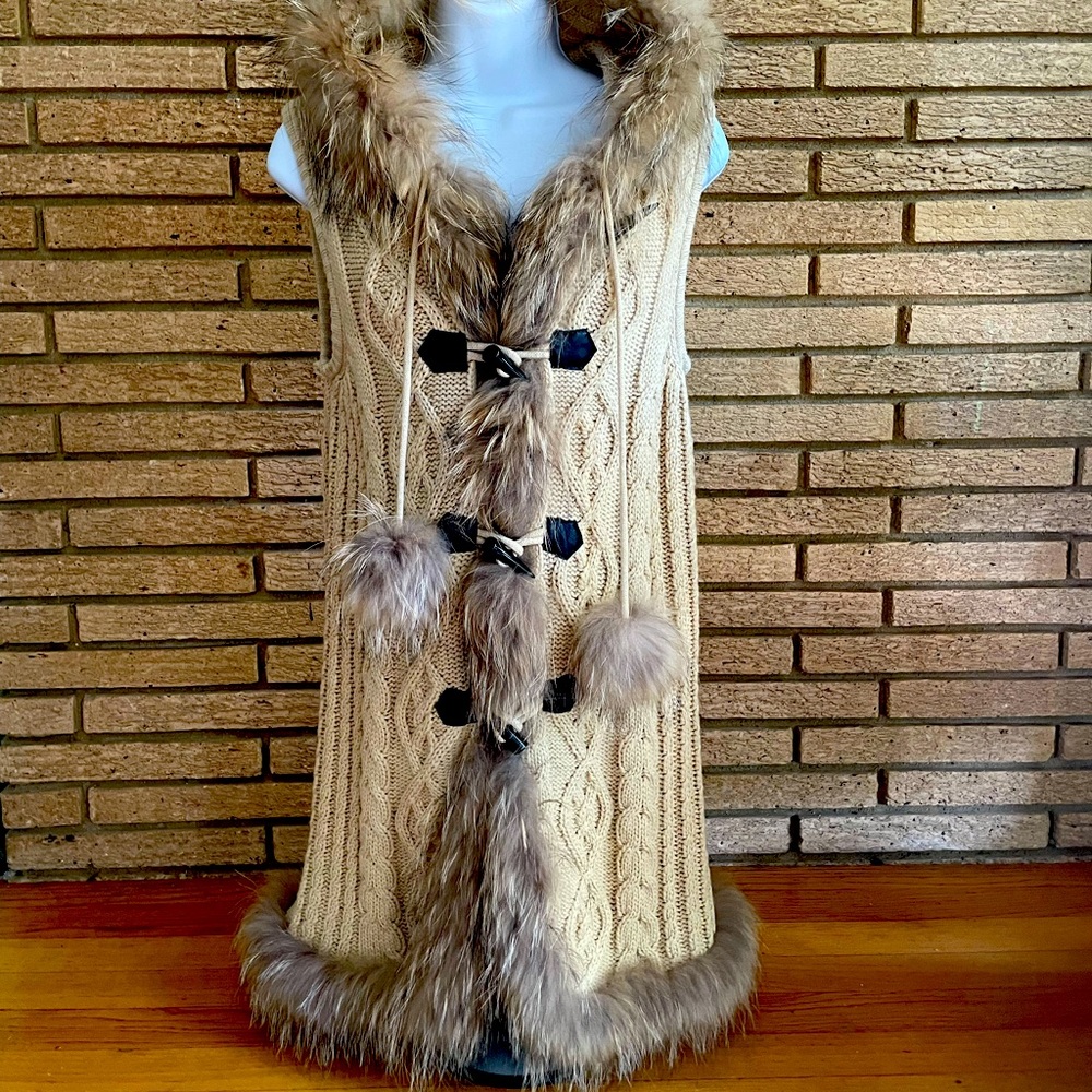 Linda Richards Luxury Fox Fur Hooded Sweater Vest